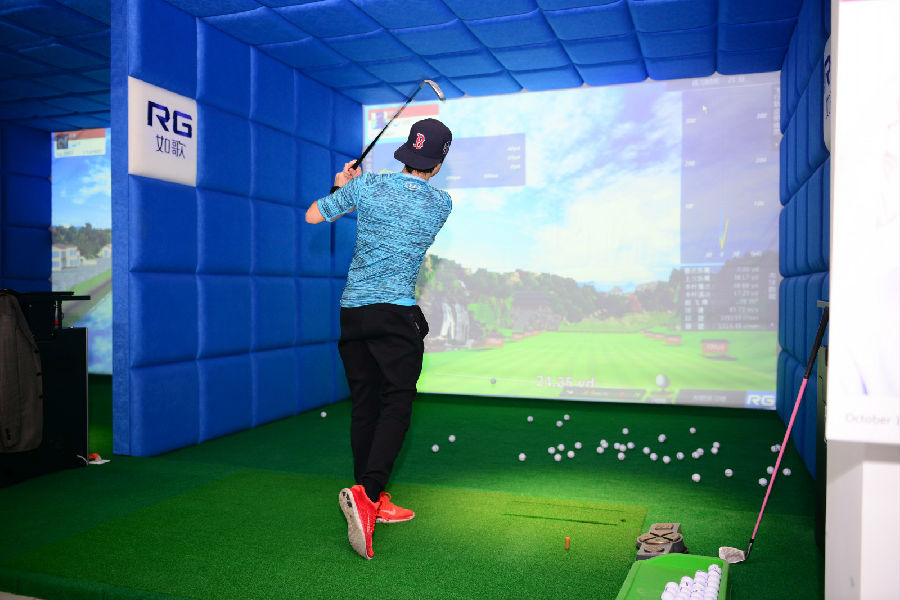 來如歌球館 暢意揮桿.JPG